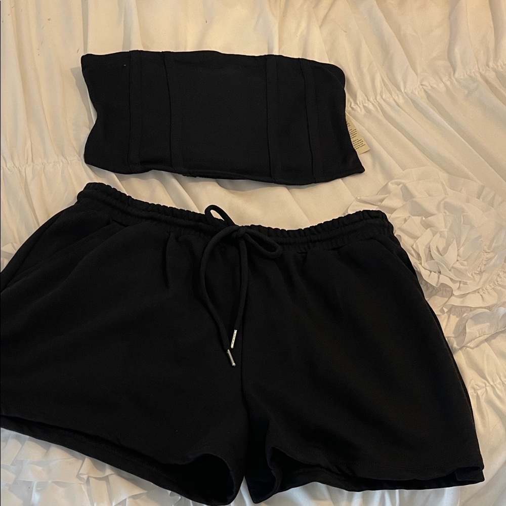 No Boundaries 2-piece Black Short Set